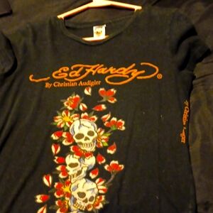 Womens black ED HARDY TSHIRTS